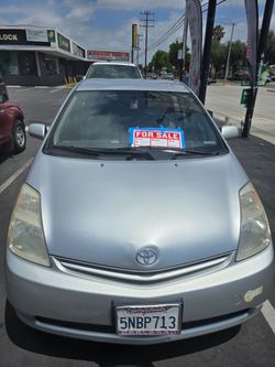 Toyota prius 2005 gris 140 millas