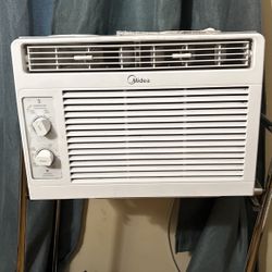 AC Window Unit