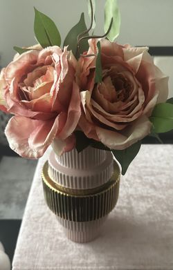 Pink Roses Arrangement