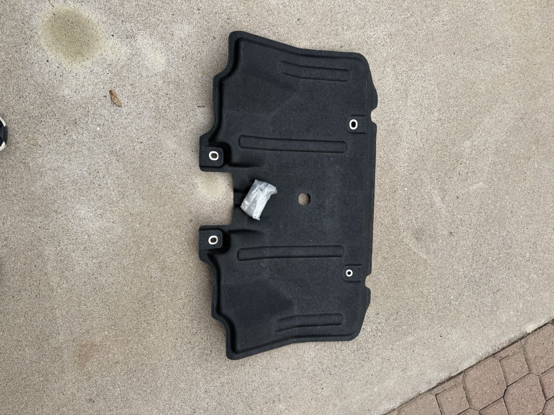 2025 Toyota 4 Runner SR5 (oem) Plastic Skid Plate 