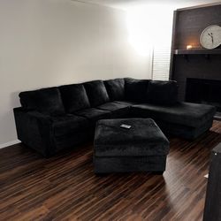 Sectional (couch)