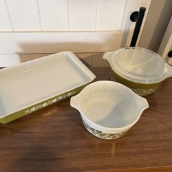 Vintage Pyrex set  pyrex lot