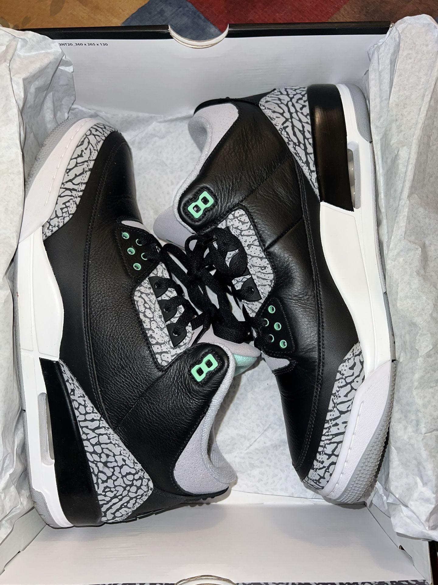 Air Jordan 3 Retro Green Glow