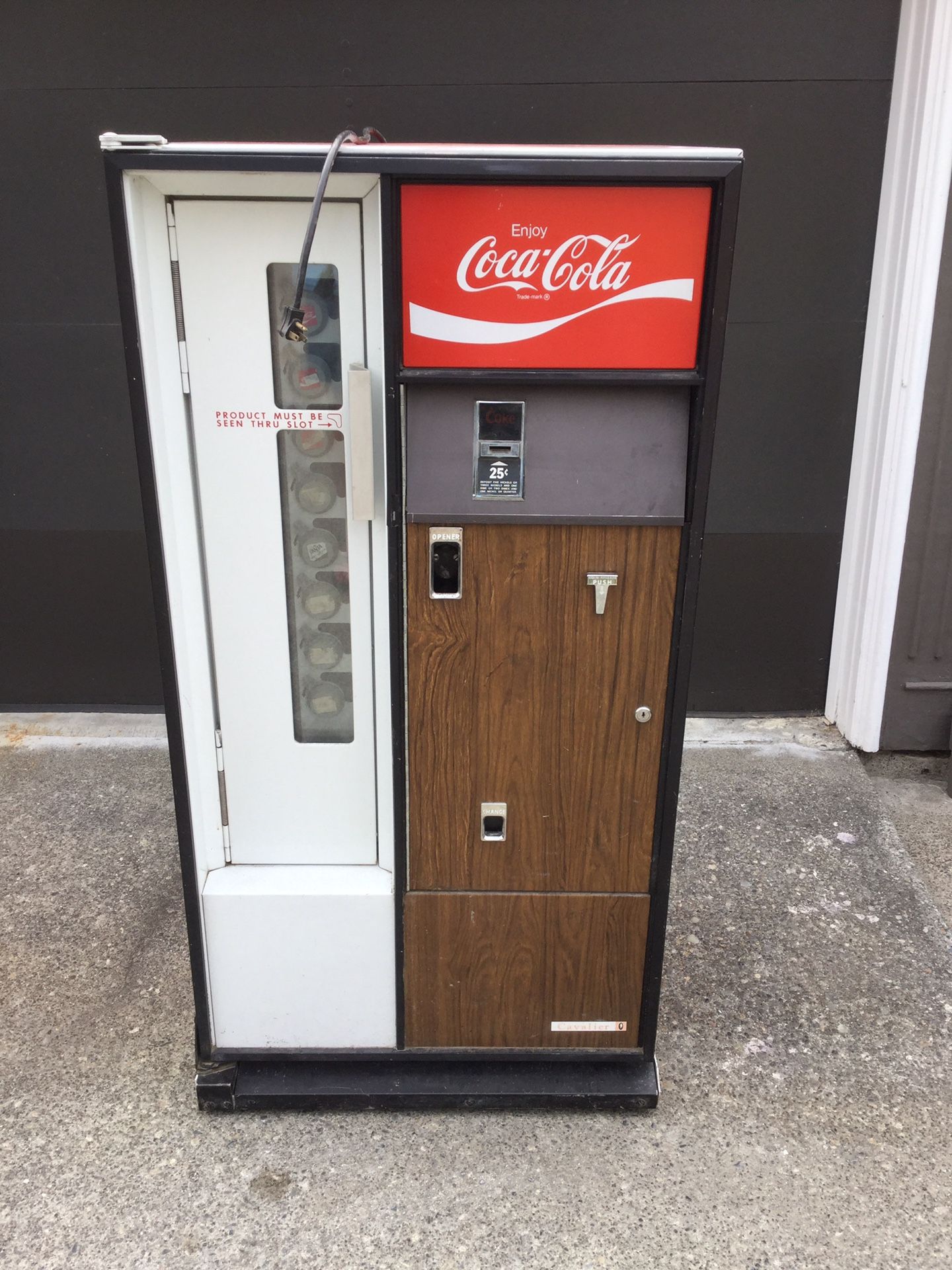 Vintage Coca-Cola machine