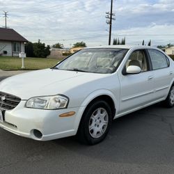 2000 Nissan Maxima