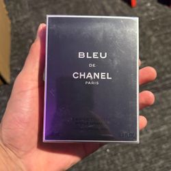 Men’s Bleu De Chanel Cologne / perfume 