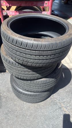 235-35-19 tires