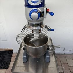 20 QTs Mixer