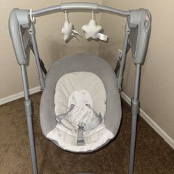 Graco Slim Spaces Baby Swing 
