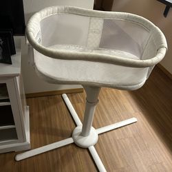 halo bassinest swivel sleeper