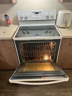 White Whirlpool Electric Stove