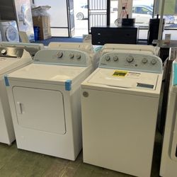 Whirlpool Washer And Dryer Set 3Q