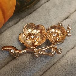 Classic Golden Cherry Blossom Flower Unique Exquisite Enamel Brooch Pin Jewelry