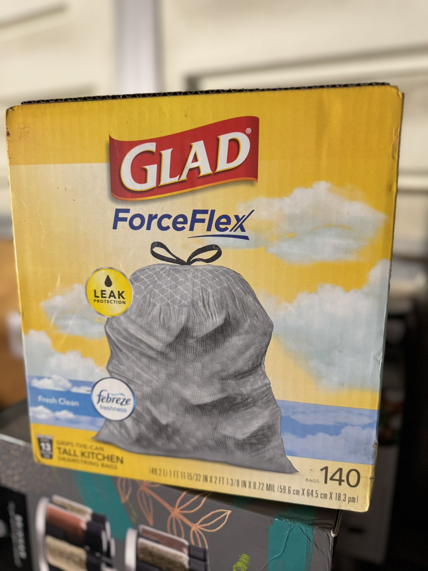 Glade Force Flex Garbage Bags