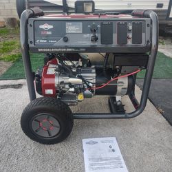 NEW Briggs & Stratton 10,000w generator with electric start NUEVO 