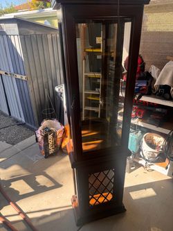 Curio cabinet