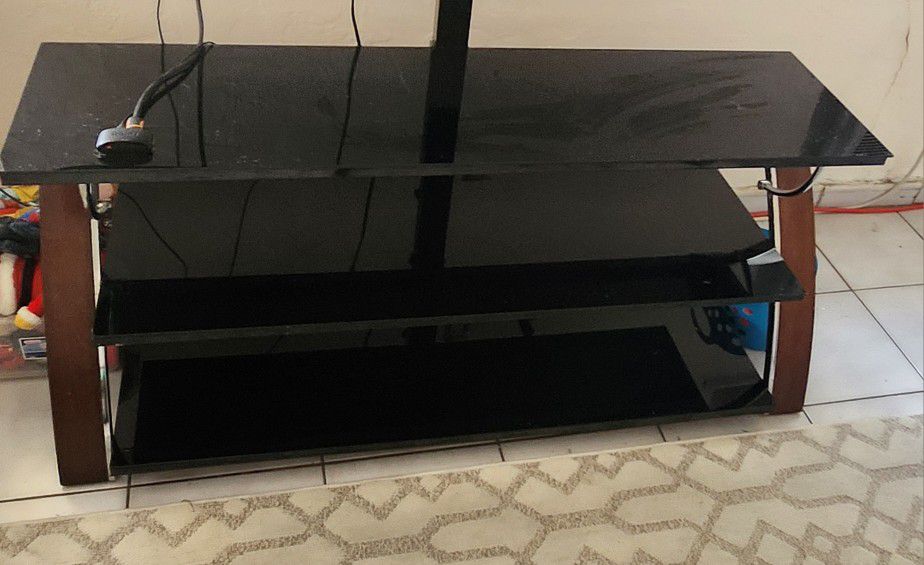 Tv Stand With Mount $50