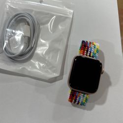 Apple Watch Series 5 44mm Used Ready To Go With Charger 