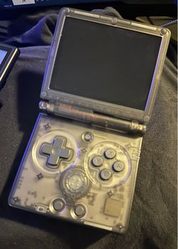 Anbernic RG35XXSP handheld game emulation
