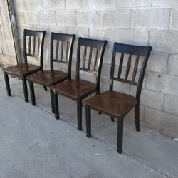 4 Chairs 