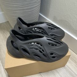 Adidas Yeezy Foam Runner ONYX