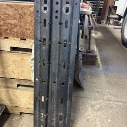 Husky 5th Wheel Mounting Rails