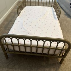 Small Bed For Toddler 