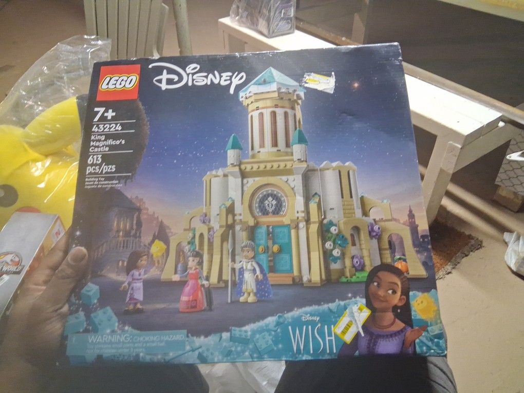 Lego Disney Magnificent Castle