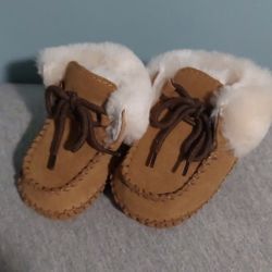 Baby Uggs