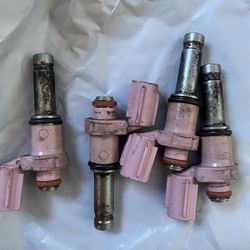 Set Of 6 Fuel Injectors | Lexus OEM