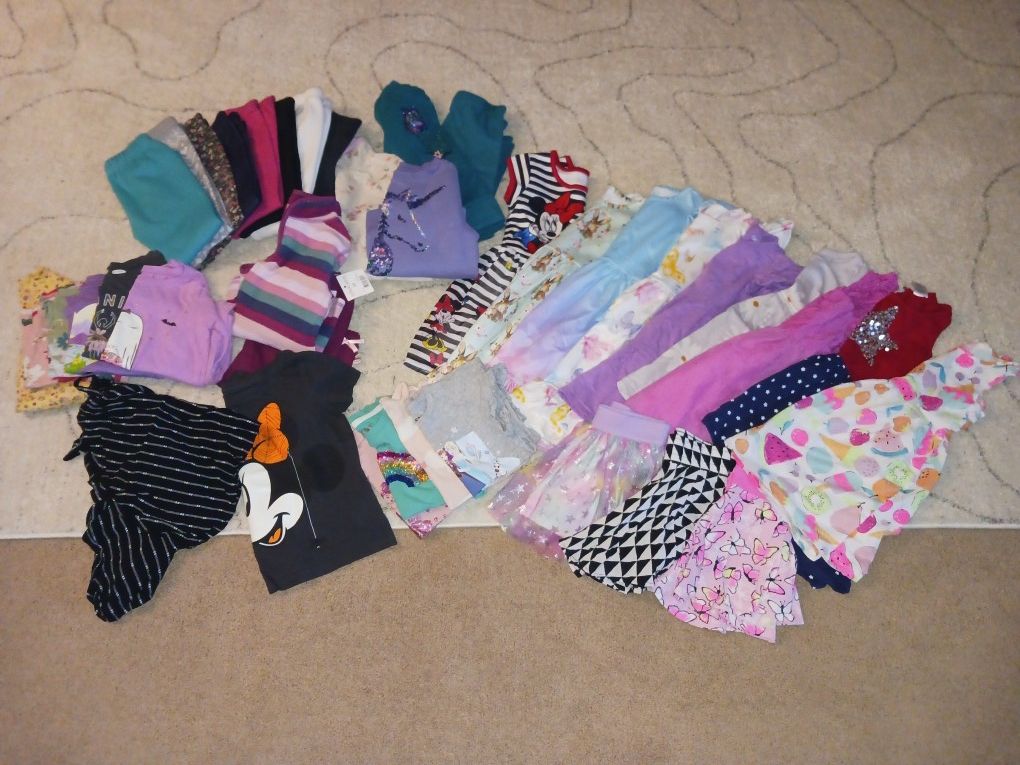 Lot Of over 40 Girls Size 4 - 5 Clothing Bundle Lots Of Name Brands
