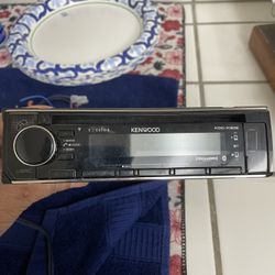 Kenwood Car Stereo 