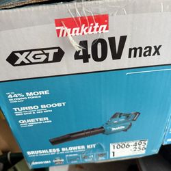 Makita Blower 40 Volt 