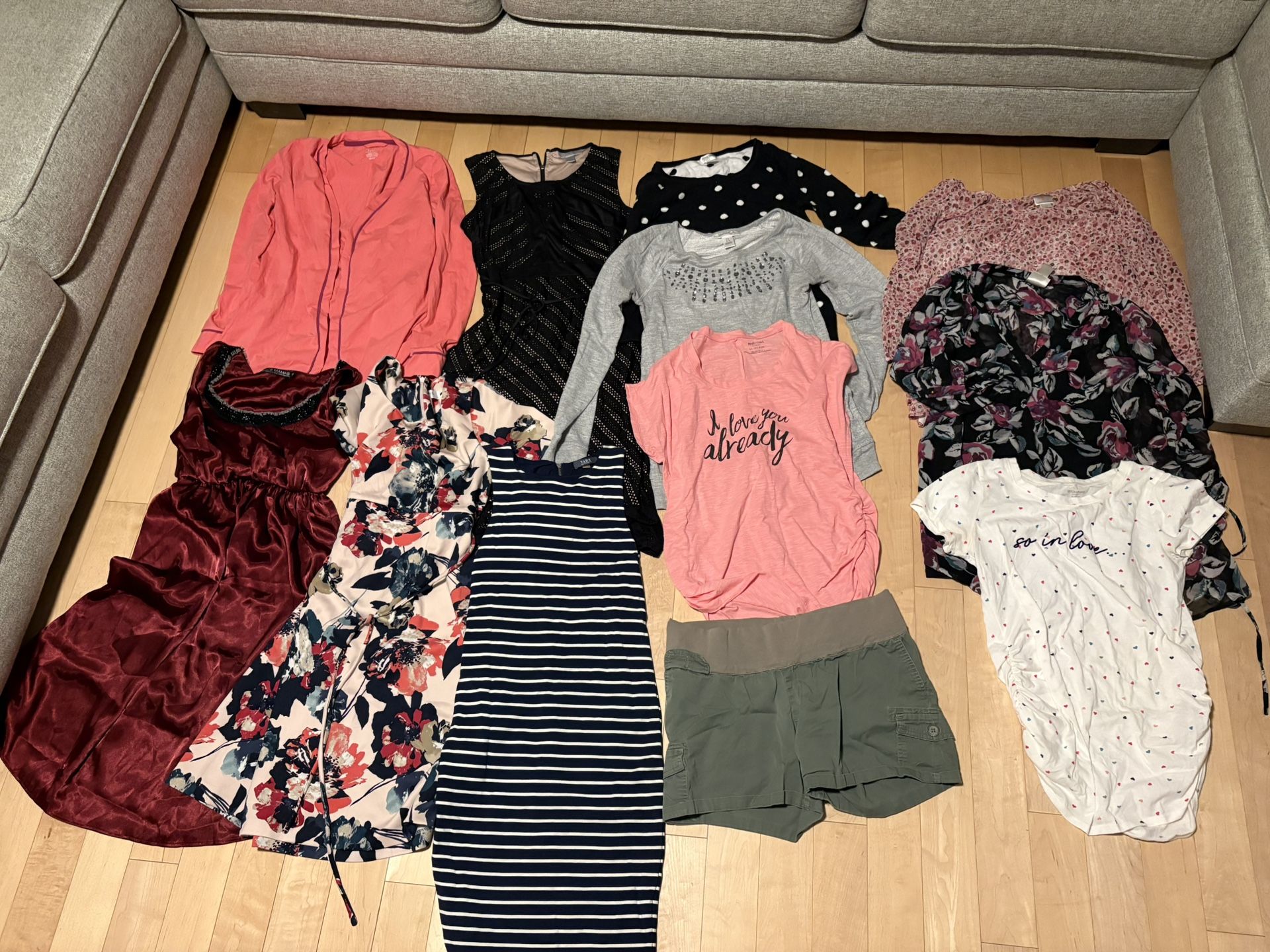 Size Small Maternity Clothes