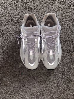yeezy static 700