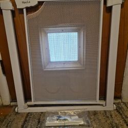 Child/Pet Door Gate
