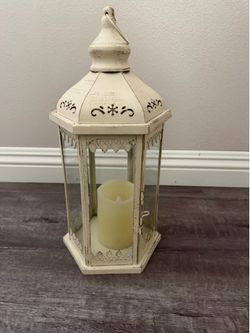 Lanterns decorations with candle