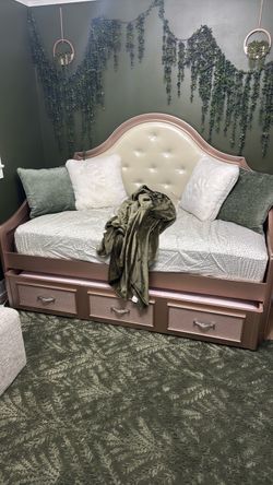 Day Bed & tall cabinet, matching Pinkish, rosy color
