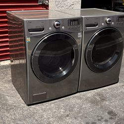 LG SET WASHER 4.5 Cuft AND ELECTRIC DRYER 7.5 Cuft. 220 VOLTS GRAPHITE STEEL  HIGH EFFICIENCY 