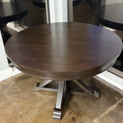 Round Expandable Dining Table