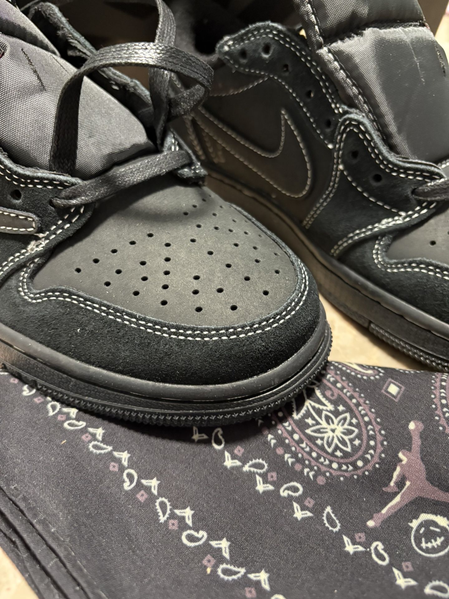 Shoes. Size 5. 6.