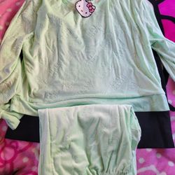 Hello Kitty Pajama Set