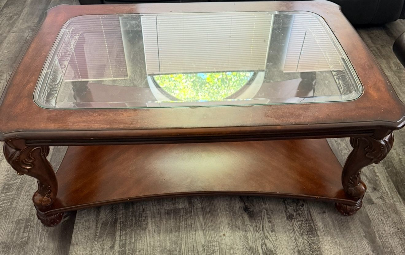 Wooden & Glass Coffee Table – Modern & Stylish