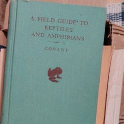 A Field Guide To Reptiles And Amphibians - Conant