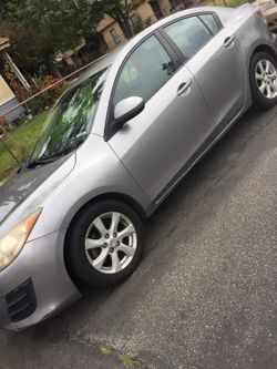 2010 Mazda 3i sport