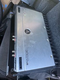 JL Audio 300/2v2