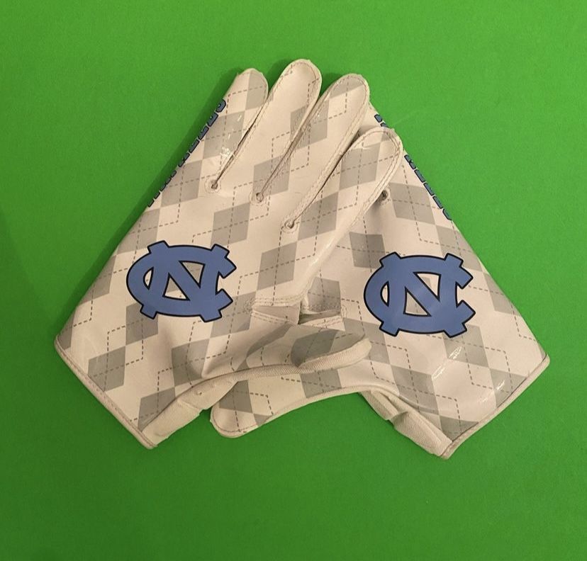 UNC Football Gloves
