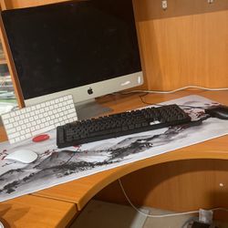 $800 For iMac And All Accessories Included