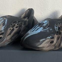 Adidas YEEZY Foam RNR MX Cinder