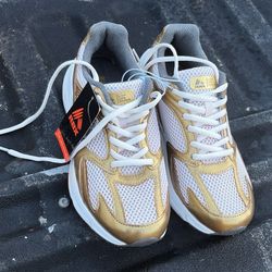 shoes brand new 7.5 women’s 